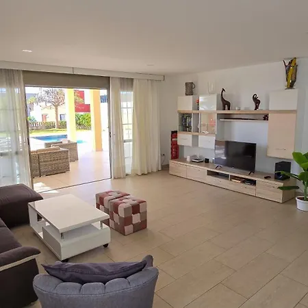 5 Bedrooms * Costa Adeje (Tenerife)