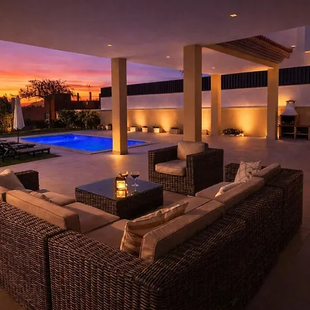 Villa 5 Bedrooms