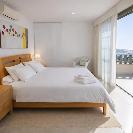 5 Bedrooms Costa Adeje