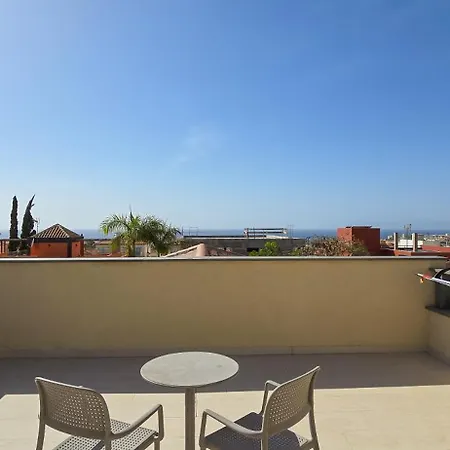 5 Bedrooms * Costa Adeje (Tenerife)