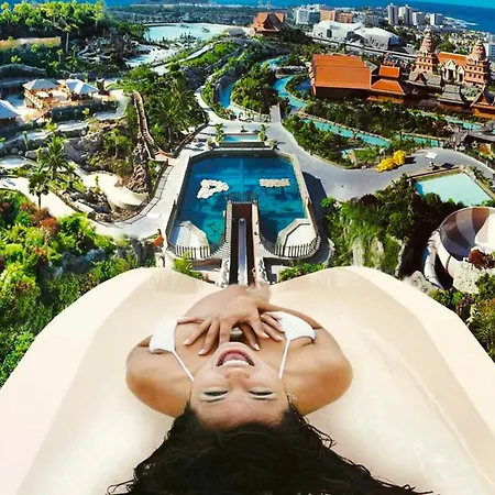 5 Bedrooms * Адехе